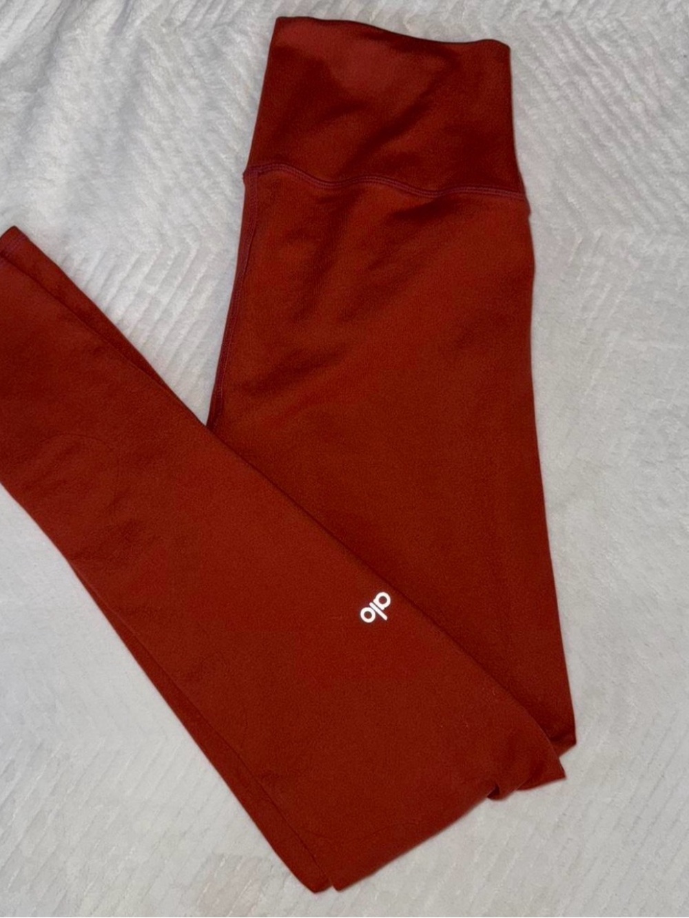 Women High-Waist Rust Leggings - alo